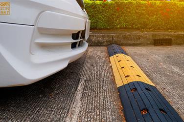 کدام قطعات خودرو در دست‌انداز آسیب می‌بینند؟